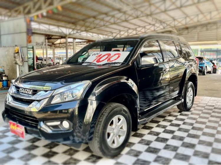 Isuzu MU-X 2015 2.5 Utility-car เบนซิน ไม่ติดแก๊ส เกียร์อัตโนมัติ ดำ รูปที่ 2