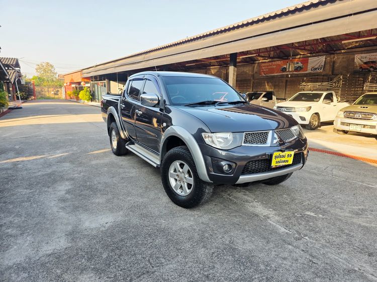 รถ Mitsubishi Triton 2.5 GLS 4WD สี เทา