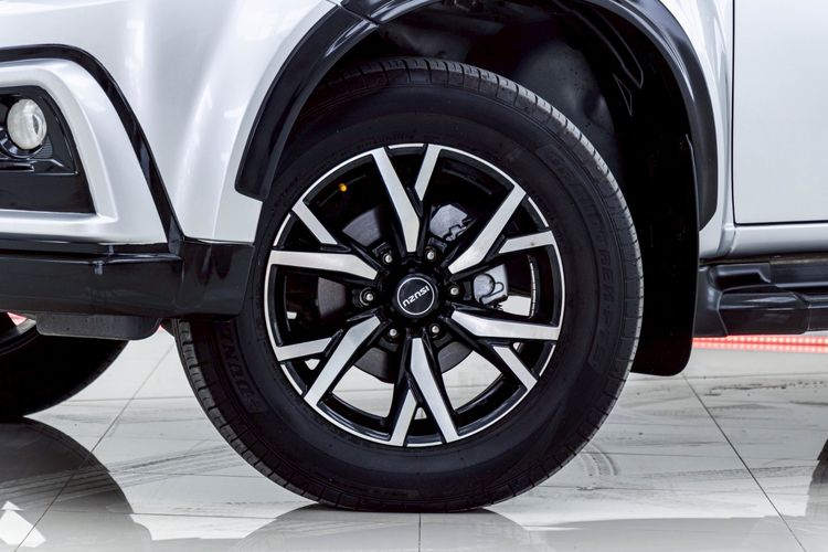 Isuzu MU-X 2020 3.0 The Onyx Utility-car ดีเซล ไม่ติดแก๊ส เกียร์อัตโนมัติ เทา รูปที่ 4