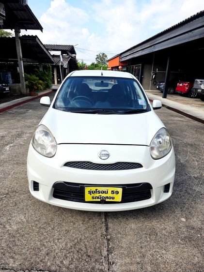 Nissan March 2013 1.2 VL Sport Version Sedan เบนซิน ไม่ติดแก๊ส เกียร์อัตโนมัติ ขาว รูปที่ 3