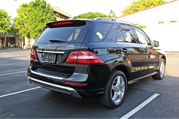 Mercedes-Benz ML-Class 2012 ML250 CDI Utility-car ดีเซล ไม่ติดแก๊ส เกียร์อัตโนมัติ ดำ รูปที่ 3