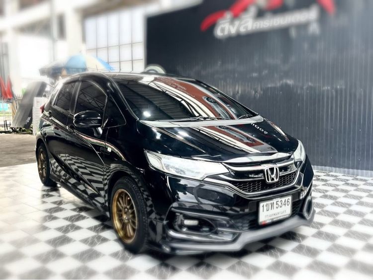รถ Honda Jazz 1.5 V+ สี ดำ