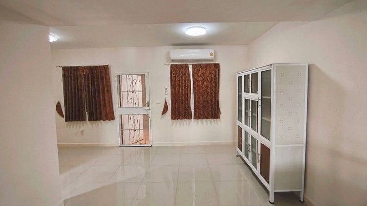 Pruksa 2013 ตกแต่งครบ ใช่ ขายถูก 3ห้องนอน2ห้องน้ำ อุปกรณ์ครบพร้อมเข้าอยู่ พฤกษาวิลล์ 69 กาญจนาภิเษก ใก้ล เซ็นทรัลเวสเกต และ รถไฟฟ้าคลองบางไผ่ รูปที่ 4