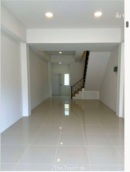 ไม่ใช่ ขายตึกแถว3ชั้นสร้างใหม่ทำเลถนนศรีนครินทร์3นอน4น้ำตกแต่งสวยติดถนนเมนซอยทรัพย์บุญชัย28แหล่งชุมชนทางผ่านหลายสิบหมู่บ้านใกล้รพ.เปาโล, สถานีรถไฟฟ้าและห้างโลบินสัน รูปที่ 4