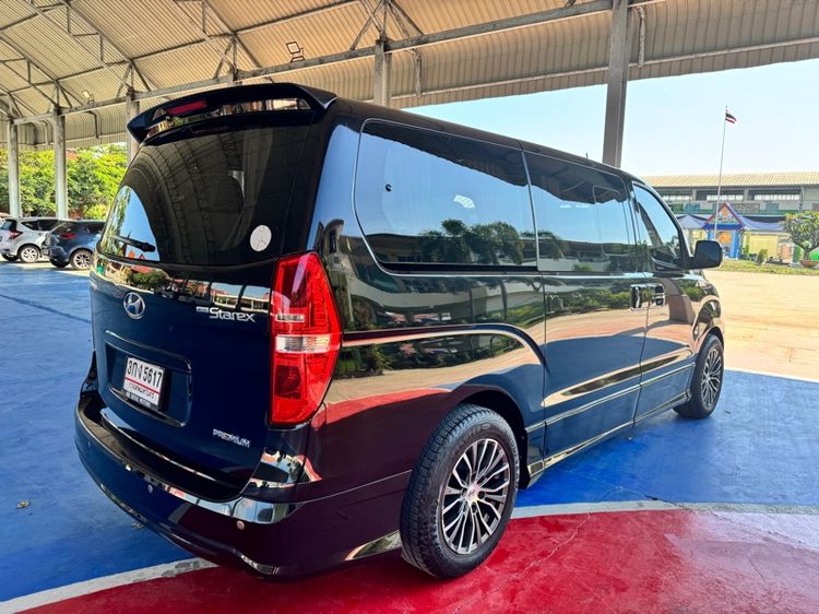 Hyundai Grand Starex 2013 2.5 Premium ดีเซล ไม่ติดแก๊ส เกียร์อัตโนมัติ ดำ รูปที่ 3