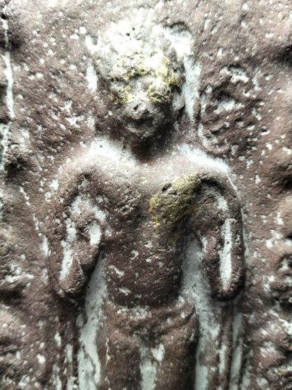 พระกรุนาดูนพร้อมที่ตั้งสภาพหิ้งเลยครับ รูปที่ 10