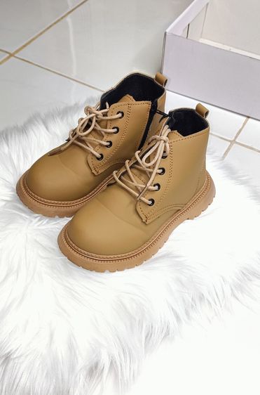 รองเท้าเด็ก