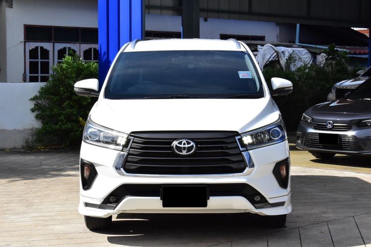 Toyota Innova 2020 2.8 Crysta Utility-car ดีเซล เกียร์อัตโนมัติ ขาว รูปที่ 2