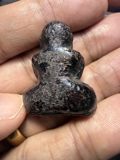 ปิดตาคลุกรัก รูปที่ 2