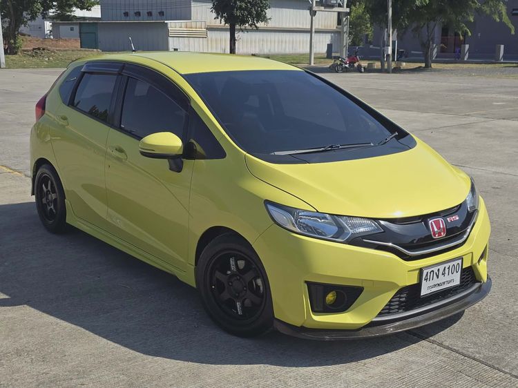 รถ Honda Jazz 1.5 SV VTEC สี เหลือง