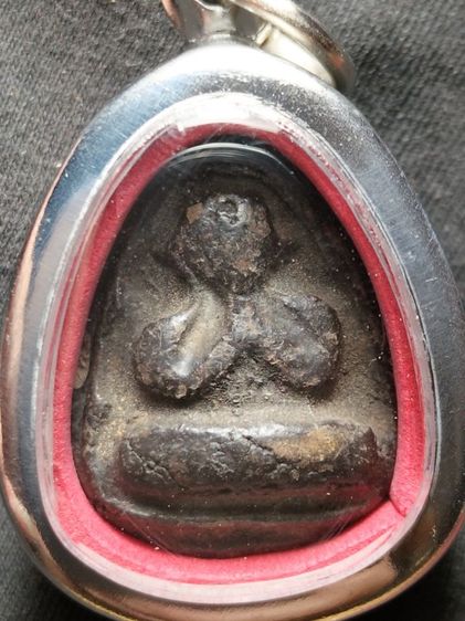 พระปิดตาลงรักครับ รูปที่ 2