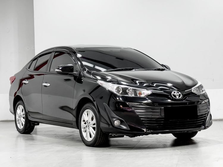 Toyota Yaris ATIV 2020 1.2 G Sedan เบนซิน เกียร์อัตโนมัติ ดำ รูปที่ 3
