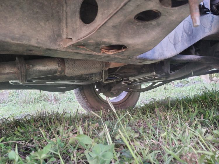 รถ Isuzu Dragon Eye 2.8 SLX สี บรอนซ์เงิน