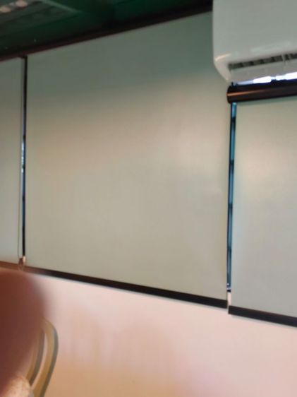 ผ้าม่าน ม่านม้วนsunscreenแบบมีบังราง