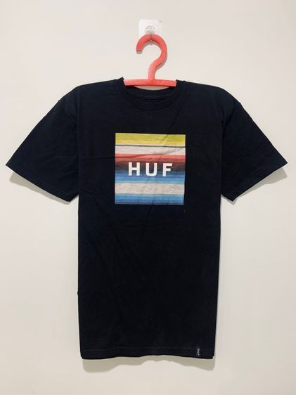 แขนสั้น อื่นๆ อื่นๆ เสื้อยืด HUF แท้ 💯 size M ขนาด อก 20.5 ยาว 27 นิ้ว สภาพดีมาก สีดำเข้ม ลายสวย เนื้อผ้าดีมาก หายากน่าสะสมครับ