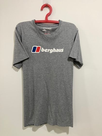 อื่นๆ แขนสั้น อื่นๆ อื่นๆ เสื้อยืด BERGHAUS แท้ 💯 size M ขนาด อก 21 ยาว 28 นิ้ว สภาพใหม่มาก สีเทา ลายสวย เนื้อผ้าดีมาก หายากน่าสะสม