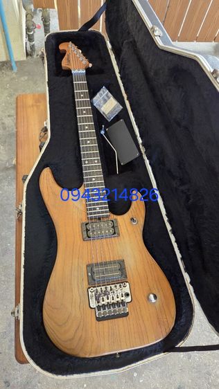 🔥🔥🔥กีตาร์ Washburn N4 🔥🔥สภาพใช้งานมีรอย มีตำหนิตามรูป 
ตรงคอต่อปากฉลามไม่เรียบ เคสเก่า สภาพและอุปกรณ์ตามรูป   รูปที่ 3