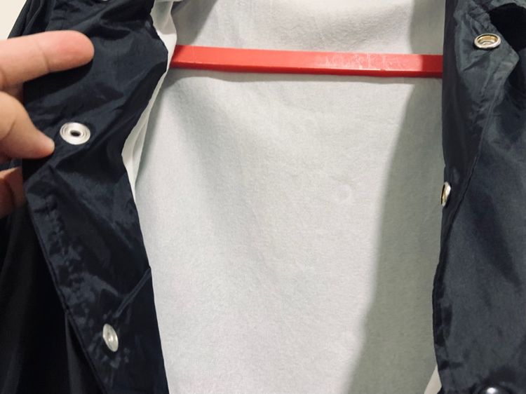 เสื้อแจ้คเก็ต Cardiual ผ้าร่ม แท้ 💯 size วัดจริงขนาด อก 22 ยาว 27 นิ้ว สภาพใหม่มาก มีซัปใน ทรงสวย เนื้อผ้าดีมาก หายากน่าสะสมครับ รูปที่ 7