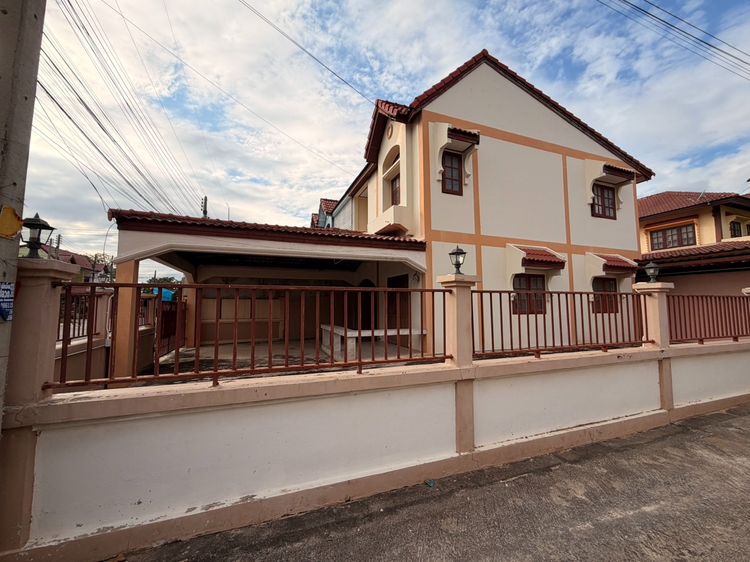 ทาวน์เฮาส์มีบริเวณ 1 คูหา เนื้อที่ 40 ตารางวา อำเภอเมืองลพบุรี รูปที่ 3