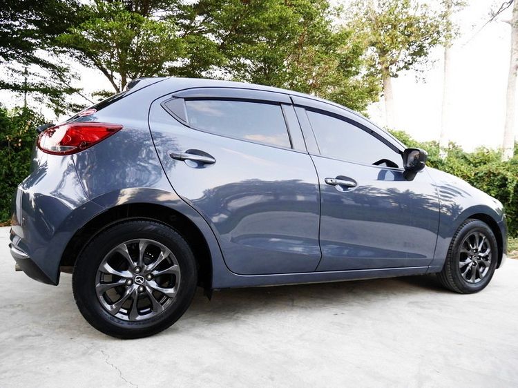Mazda Mazda 2 2021 1.3 SP Sports Sedan เบนซิน ไม่ติดแก๊ส เกียร์อัตโนมัติ เทา รูปที่ 4