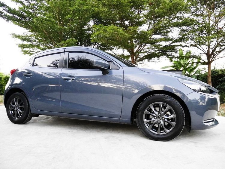 Mazda Mazda 2 2021 1.3 SP Sports Sedan เบนซิน ไม่ติดแก๊ส เกียร์อัตโนมัติ เทา รูปที่ 2