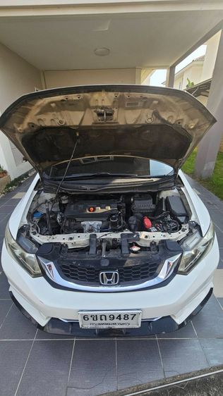 Honda Civic 2014 1.8 ES i-VTEC Sedan เบนซิน ไม่ติดแก๊ส เกียร์อัตโนมัติ ขาว รูปที่ 4
