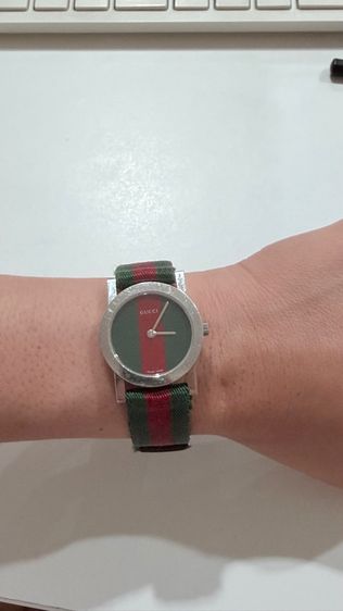 นาฬิกา gucci lady 5200
