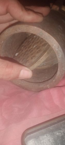 กระบอกทำขนมจีนโบราณเนื้อทองเหลืองเก่า สภาพสมบูรณ์ ใช้งานได้ปกติ  เป็นของเก่าที่หายาก รูปที่ 2