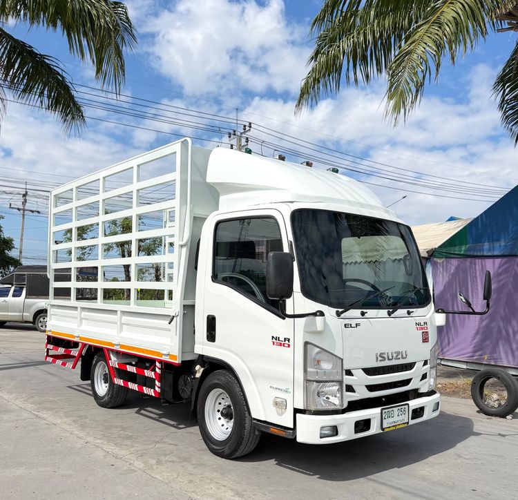 รถ ISUZU NLR 130 แรง ปี 2563  (รถห้างแท้ )  มือเดียว สวยมาก  กะบะเหล็กคอกสูง  ยาว 3.50 กว้าง 1.90 ม. รูปที่ 2