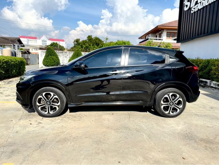 Honda HR-V 2019 1.8 EL Utility-car เบนซิน เกียร์อัตโนมัติ ดำ รูปที่ 4