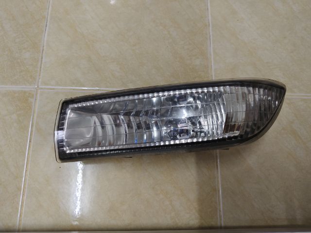 ไฟตัดหมอก vios 2003 รูปที่ 8