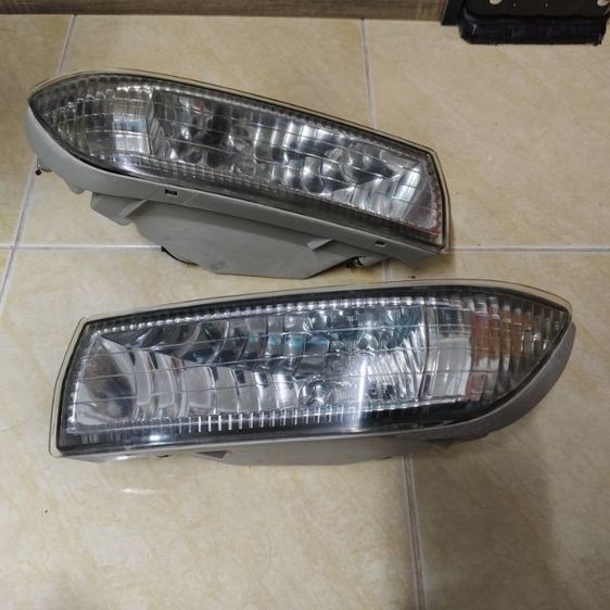 ไฟตัดหมอก vios 2003