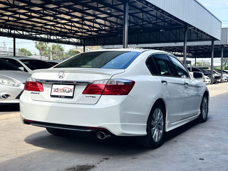 Honda Accord 2015 2.0 EL Sedan เบนซิน เกียร์อัตโนมัติ ขาว รูปที่ 4