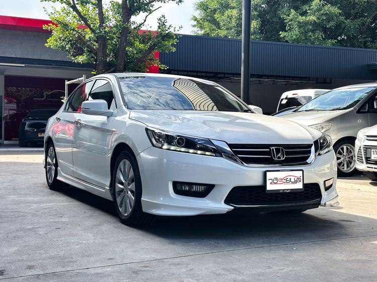 Honda Accord 2015 2.0 EL Sedan เบนซิน เกียร์อัตโนมัติ ขาว รูปที่ 3