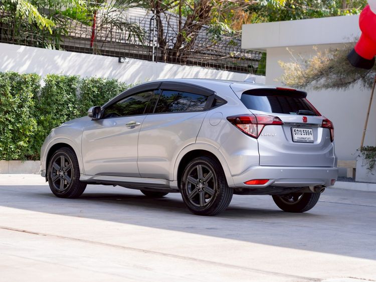 Honda HR-V 2016 1.8 EL Utility-car เบนซิน ไม่ติดแก๊ส เกียร์อัตโนมัติ บรอนซ์เงิน รูปที่ 4