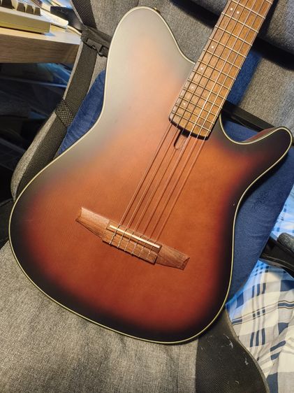 ibanez frh10n รูปที่ 3