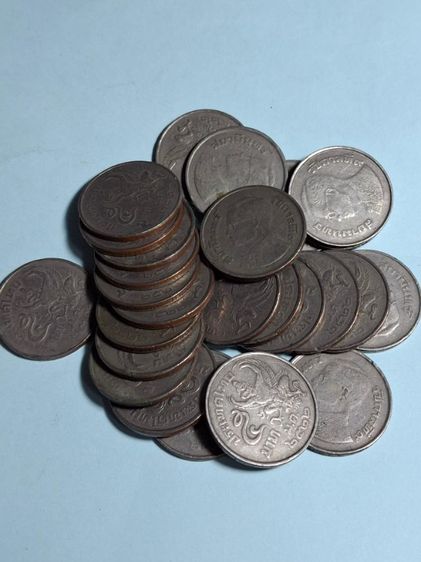 5 บาทครุฑ ร.9 ผ่านการใข้งาน