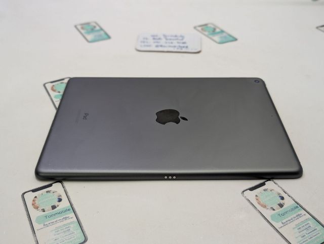 ขาย เทิร์น iPad Gen 9 64 Gb Wifi Gray ศูนย์ไทย มีตัวเครื่อง และกล่อง ไม่มีอุปกรณ์อื่น เพียง 3,990 บาท เท่านั้น ครับ  รูปที่ 5