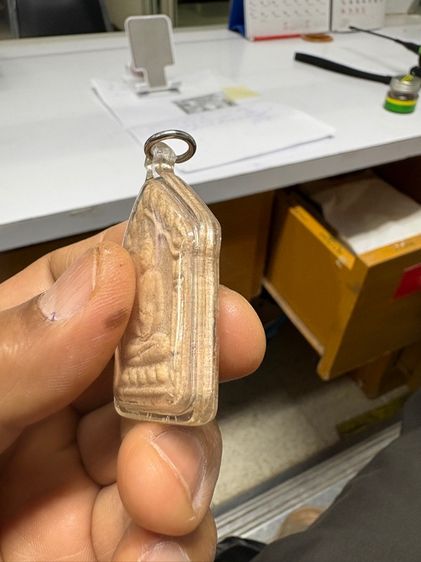 พระขุนแผนผงพรายกุมาร ปี 2546 หลวงพ่อสาคร วัดหนองกรับ รูปที่ 3