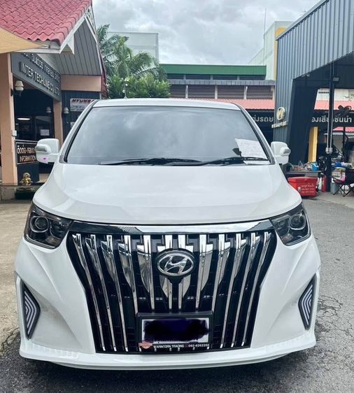 Hyundai H-1  2014 2.5 GRAND STAREX Van ดีเซล ไม่ติดแก๊ส เกียร์อัตโนมัติ ขาว รูปที่ 2