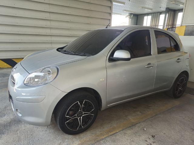 Nissan March 2011 1.2 S Sedan เบนซิน ไม่ติดแก๊ส เกียร์อัตโนมัติ บรอนซ์เงิน รูปที่ 2