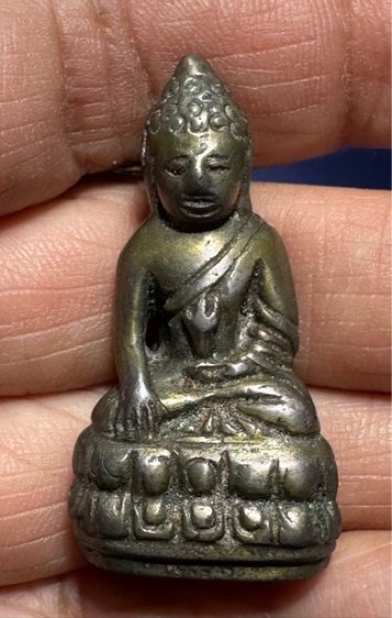 🙏ภาพล.ป.ศุข กรอบเงิน🙏เหรียญกรมหลวงชุมพร🙏พระกริ่ง เก่าไม่ทราบที่  องค์ละ 1550 รูปที่ 14