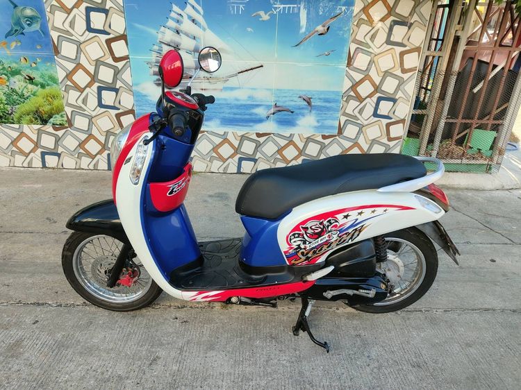 🛵ยังไงก็ขาย SCOOPY-i ปี 56 เครื่องดี สีสวย สตาร์ทมือ เล่มชุดโอนครบ+เปลี่ยนถ่ายน้ำมันเครื่องฟรี ส่งฟรี30 ก.ม รูปที่ 2