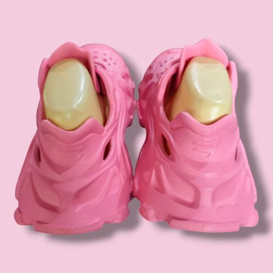 รองเท้าแตะ 🌸 Balenciaga Slide Heel
รองเท้าแตะหุ้มส้น 48 25cm. รูปที่ 5
