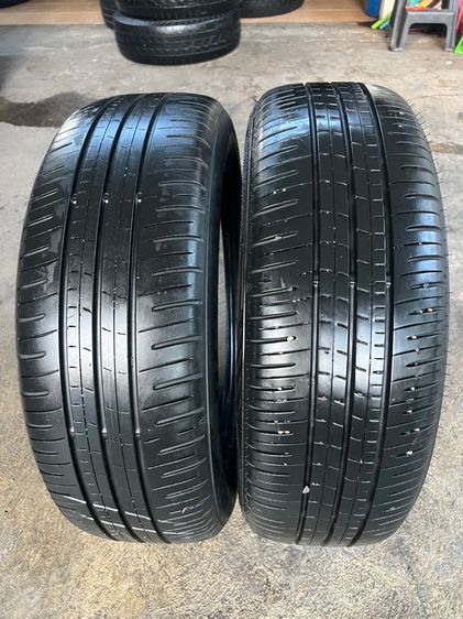 ยาง Dunlop Ec350 195 60 16 ปี22 คู่ 1000 บาท