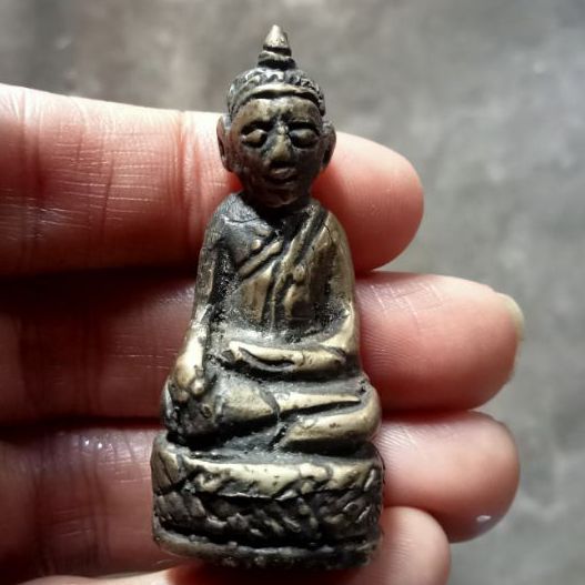 พระหล่อเก่าๆแพ็คคู่ รูปที่ 7