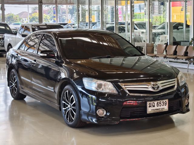 รถ Toyota Camry 2.4 Hybrid สี ดำ