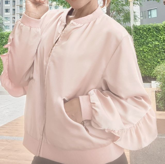 แขนยาว ชมพู เสื้อแจ็คเก็ต | เสื้อคลุม อื่นๆ Michell Macaron เสื้อแจ็คเก็ตทรงครอป