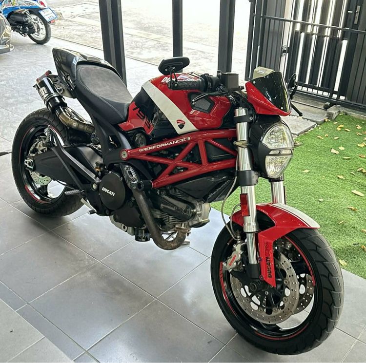 Ducati 795 รูปที่ 2