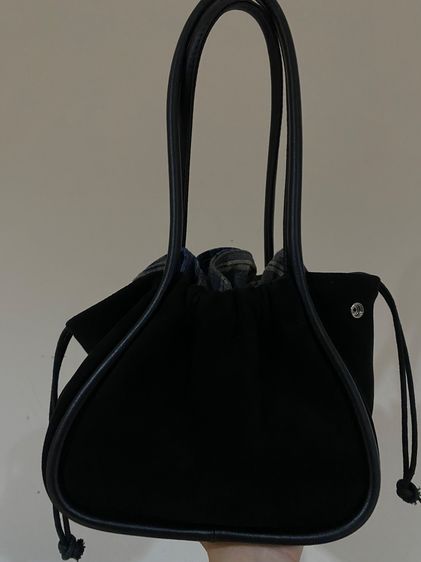 Merge - A Day Bag Mini in suede รูปที่ 4